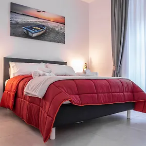 la-casina-rossa-naples.hotels-amalfi.com/